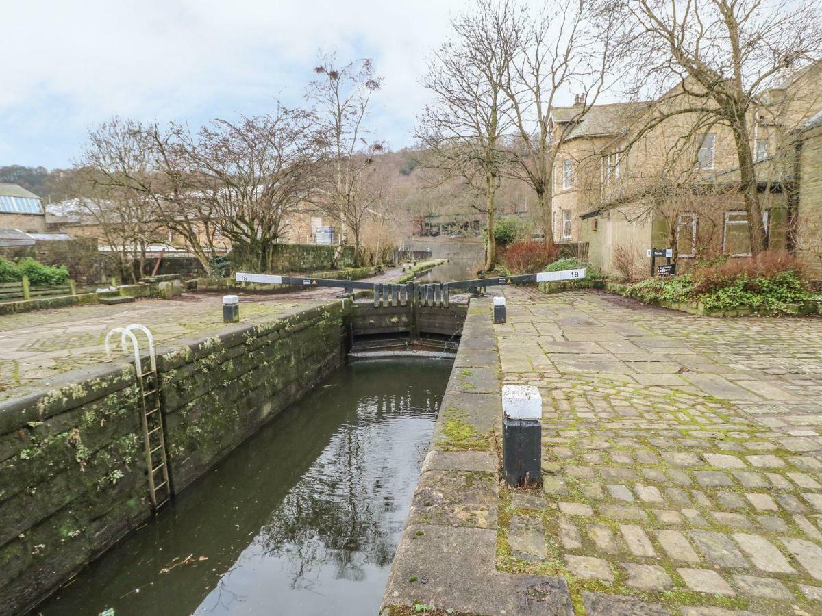 The River Appartment Todmorden Exterior photo